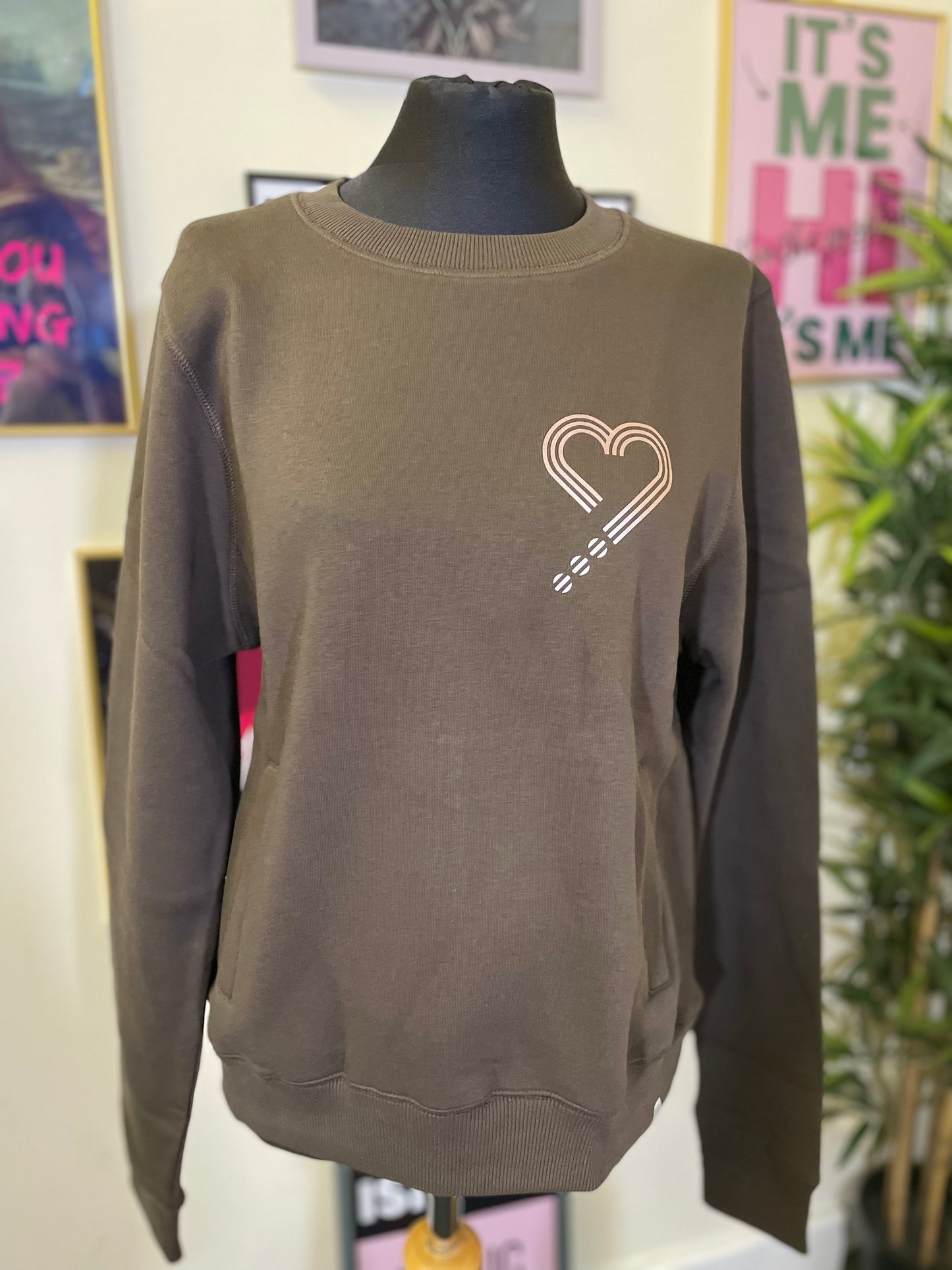 Chocolate rose gold heart sweater size Medium